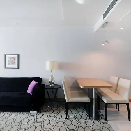 Σπίτι διακοπών Ultralux 1 Bedroom For 4 Ppl With Pool